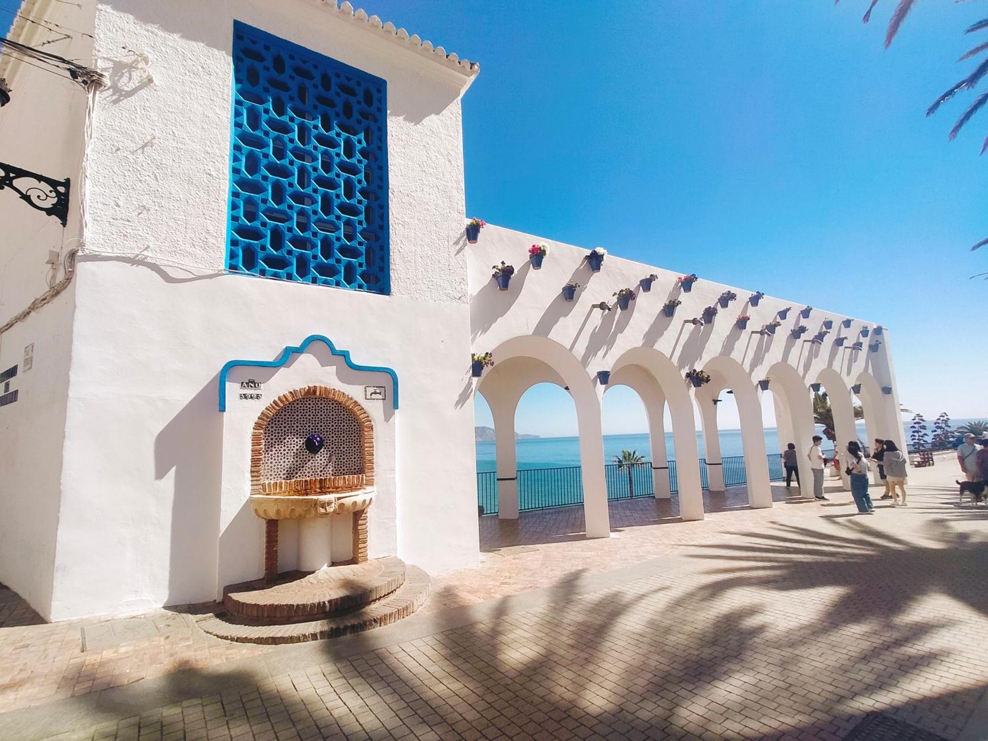 Nerja Sun Apartment Bahia Luaran gambar