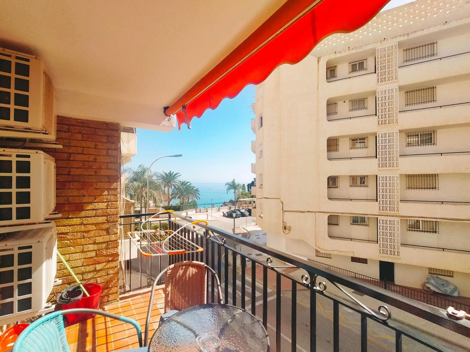 Nerja Sun Apartment Bahia Luaran gambar